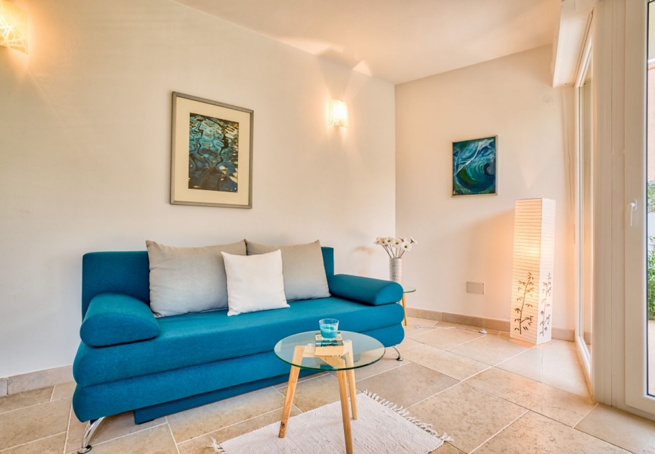 Appartement à Rovinj - Appartement dans Rovinj avec terrasse, Climatisation, WIFI, Lave-vaisselle (4286-1)