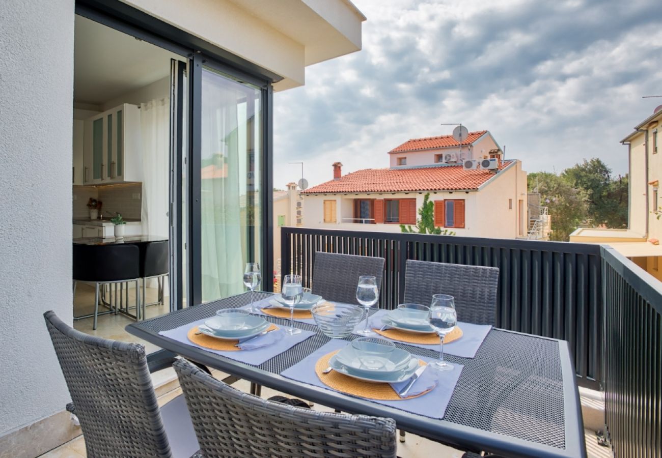 Appartement à Rovinj - Appartement dans Rovinj avec terrasse, Climatisation, WIFI, Lave-vaisselle (4286-2)