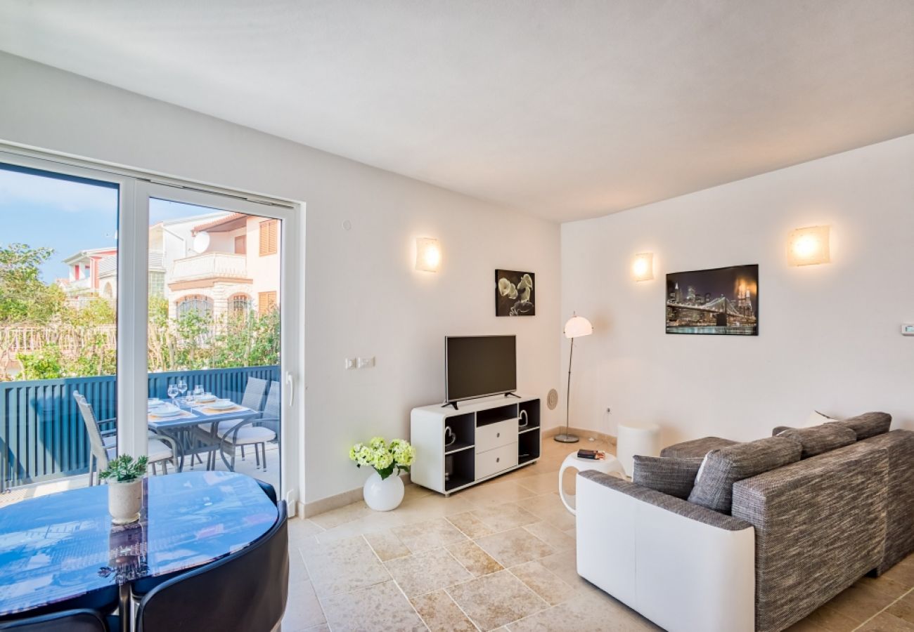 Appartement à Rovinj - Appartement dans Rovinj avec terrasse, Climatisation, WIFI, Lave-vaisselle (4286-2)