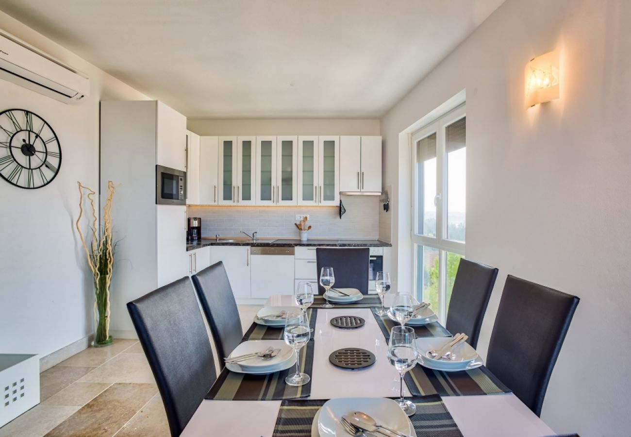 Appartement à Rovinj - Appartement dans Rovinj avec vue mer, terrasse, Climatisation, WIFI (4286-6)