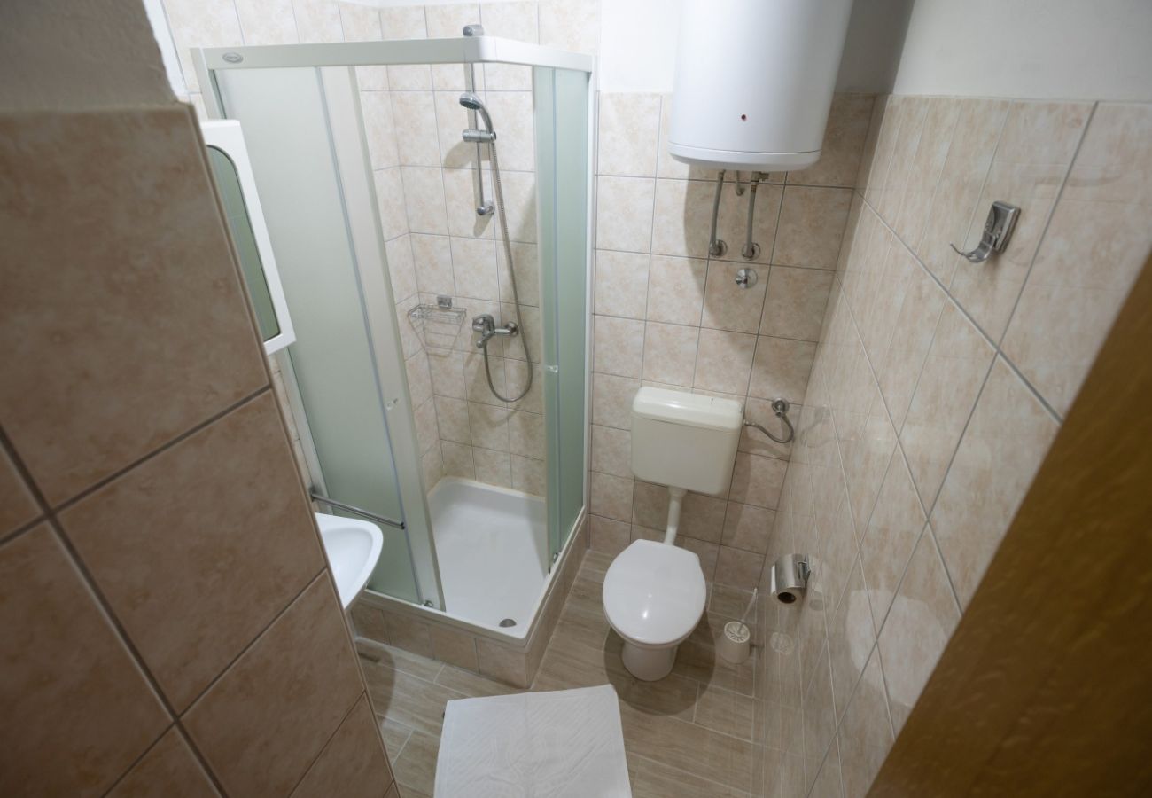 Appartement à Privlaka - Appartement in Privlaka avec vue mer, Balcon, Climatisation, WIFI (3598-2)