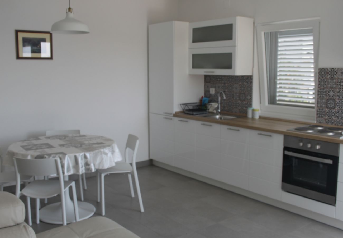 Appartement à Tribunj - Appartement dans Tribunj avec vue mer, Balcon, Climatisation, WIFI (4303-2)