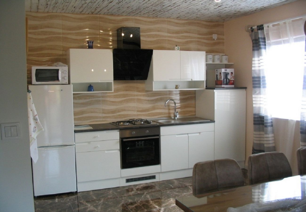 Appartement à Fažana - Appartement dans Fažana avec vue mer, Balcon, Climatisation, WIFI (4348-1)