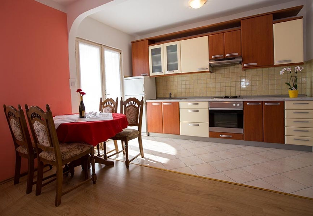 Appartement à Lopar - Appartement dans Lopar avec terrasse, Climatisation, WIFI, Machine à laver (4360-3)