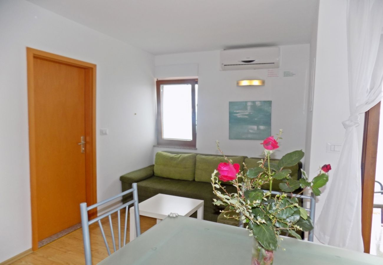 Appartement à Mošcenicka Draga - Appartement dans Mošćenička Draga avec vue mer, terrasse, Climatisation, WIFI (4364-5)