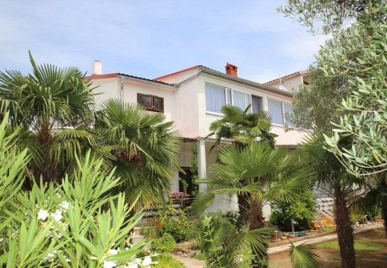 Appartement à Vodice - Appartement dans Vodice avec terrasse, Climatisation, WIFI, Machine à laver (4382-1)