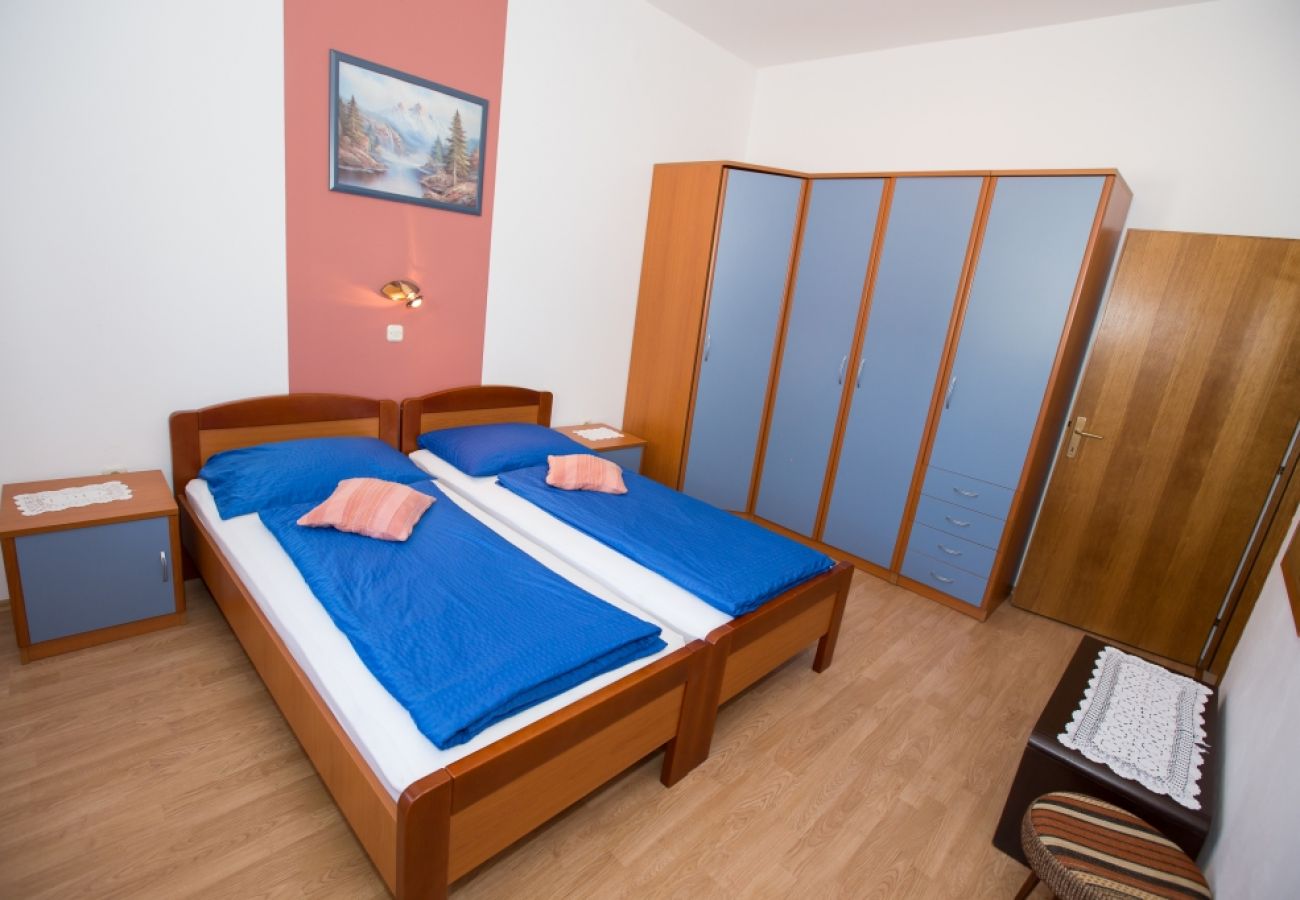 Appartement à Lopar - Appartement dans Lopar avec Climatisation, WIFI, Machine à laver (73-1)