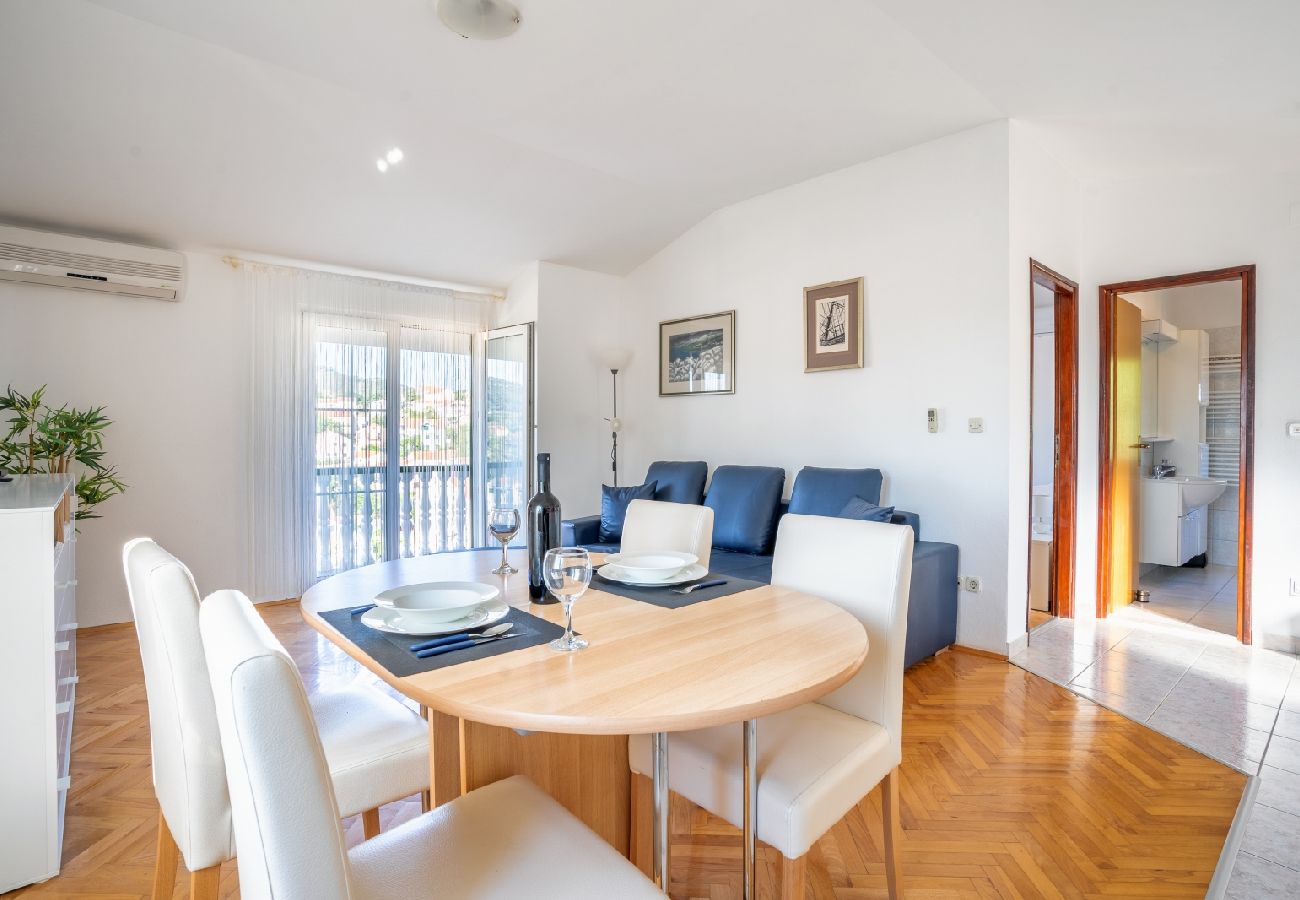 Appartement à Sali - Appartement dans Sali avec vue mer, Balcon, Climatisation, WIFI (4413-2)