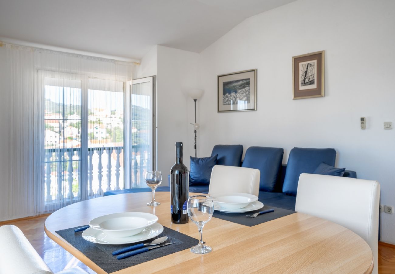 Appartement à Sali - Appartement dans Sali avec vue mer, Balcon, Climatisation, WIFI (4413-2)