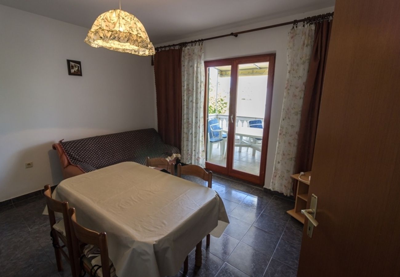 Appartement à Lopar - Appartement dans Lopar avec terrasse, Climatisation, WIFI (4419-1)