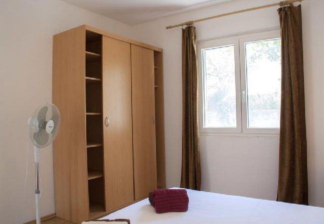 Appartement à Lumbarda - Appartement dans Lumbarda avec vue mer, Balcon, Climatisation, WIFI (4432-1) Appartement à Lumbarda - Appartement dans Lumbarda avec vue mer, Balcon, Climatisation, WIFI (4432-1)