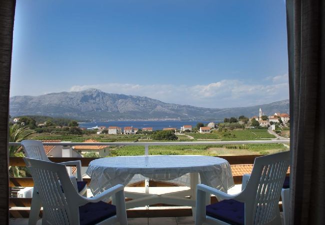 Appartement à Lumbarda - Appartement dans Lumbarda avec vue mer, Balcon, Climatisation, WIFI (4432-1) Appartement à Lumbarda - Appartement dans Lumbarda avec vue mer, Balcon, Climatisation, WIFI (4432-1)