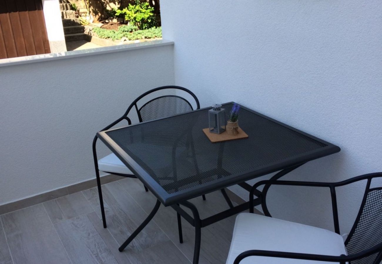 Studio à Podgora - Appartement Studio dans Podgora avec terrasse, Climatisation, WIFI (4492-2)