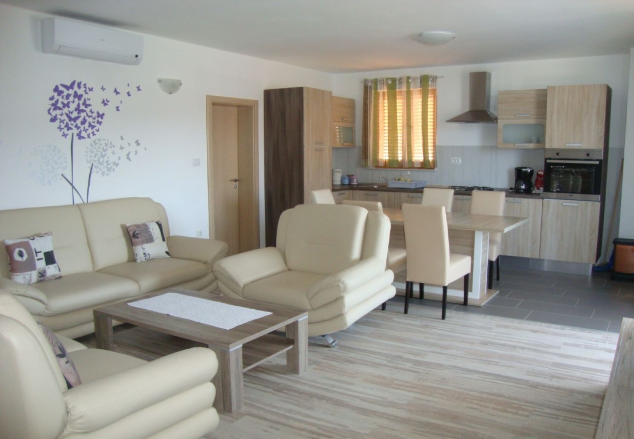 Appartement à Cres - Appartement dans Cres avec Balcon, Climatisation, WIFI, Machine à laver (4496-1)