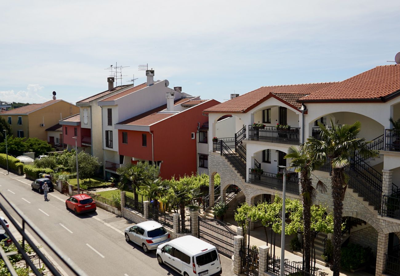 Appartement à Rovinj - Appartement dans Rovinj avec terrasse, Climatisation, WIFI, Machine à laver (3652-3)