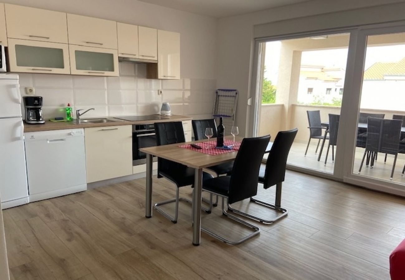 Appartement à Punat - Appartement dans Punat avec loggia, Climatisation, WIFI, Machine à laver (4534-1)