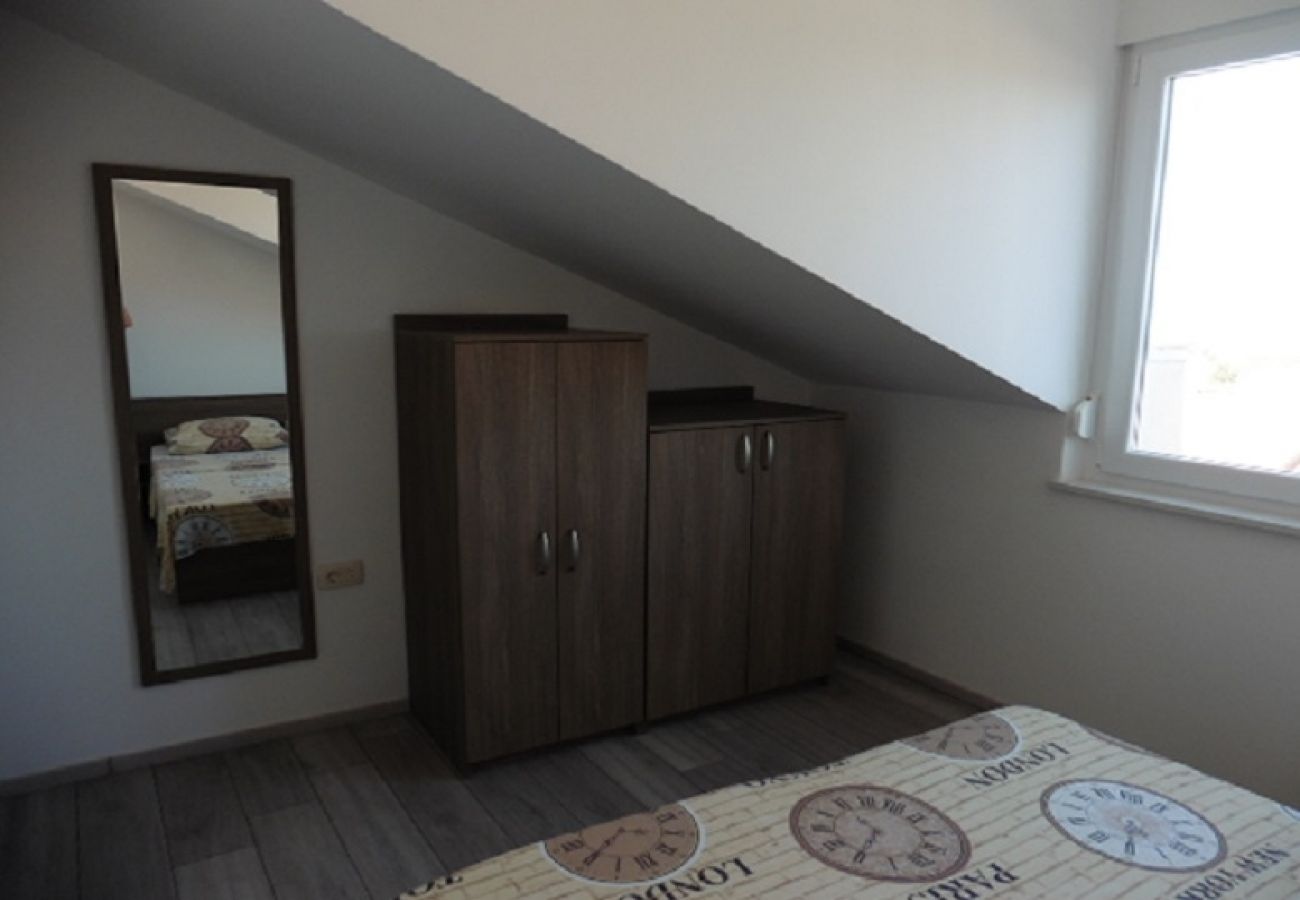 Appartement à Punat - Appartement dans Punat avec vue mer, terrasse, Climatisation, WIFI (4534-2)