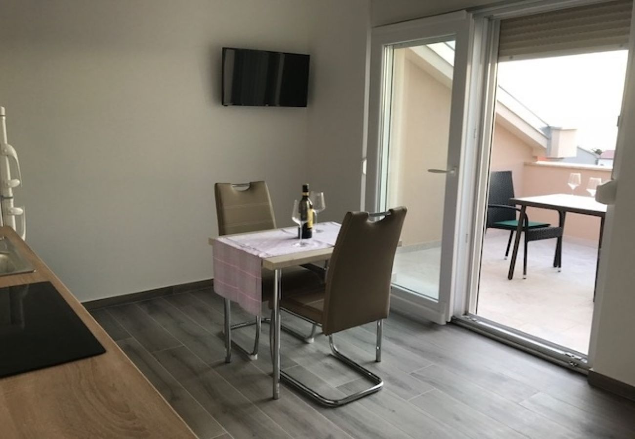 Appartement à Punat - Appartement dans Punat avec vue mer, terrasse, Climatisation, WIFI (4534-2)