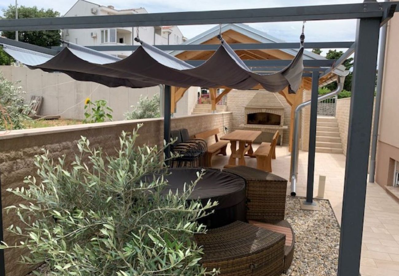 Appartement à Punat - Appartement dans Punat avec vue mer, terrasse, Climatisation, WIFI (4534-4)