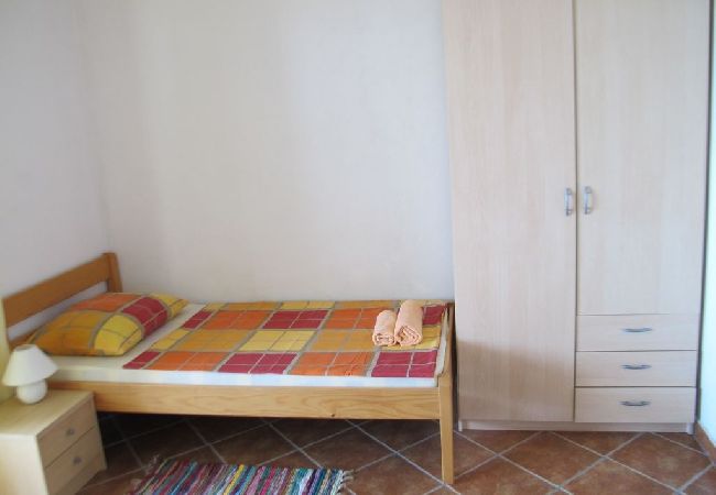 Appartement à Vir - Appartement dans Vir avec vue mer, terrasse, Climatisation, WIFI (4472-1) Appartement à Vir - Appartement dans Vir avec vue mer, terrasse, Climatisation, WIFI (4472-1)