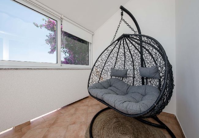 Appartement à Supetarska Draga - Appartement dans Supetarska Draga avec vue mer, Balcon, Climatisation, WIFI (4551-4) Appartement à Supetarska Draga - Appartement dans Supetarska Draga avec vue mer, Balcon, Climatisation, WIFI (4551-4)