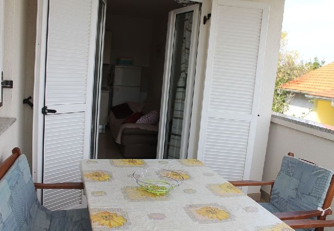 Appartement à Ždrelac - Appartement dans Ždrelac avec vue mer, Balcon, Climatisation, WIFI (4561-1) Appartement à Ždrelac - Appartement dans Ždrelac avec vue mer, Balcon, Climatisation, WIFI (4561-1)