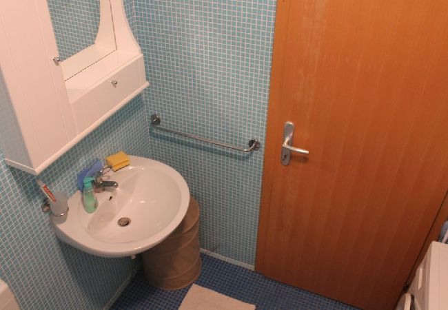 Appartement à Ždrelac - Appartement dans Ždrelac avec vue mer, Balcon, Climatisation, WIFI (4561-1) Appartement à Ždrelac - Appartement dans Ždrelac avec vue mer, Balcon, Climatisation, WIFI (4561-1)