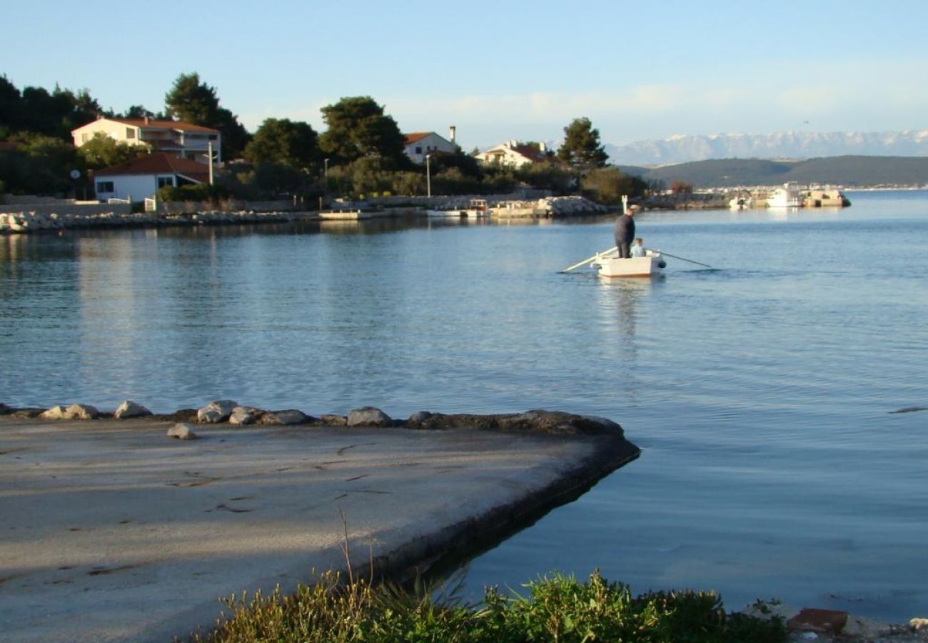 Appartement à Ždrelac - Appartement dans Ždrelac avec vue mer, Balcon, Climatisation, WIFI (4561-1)