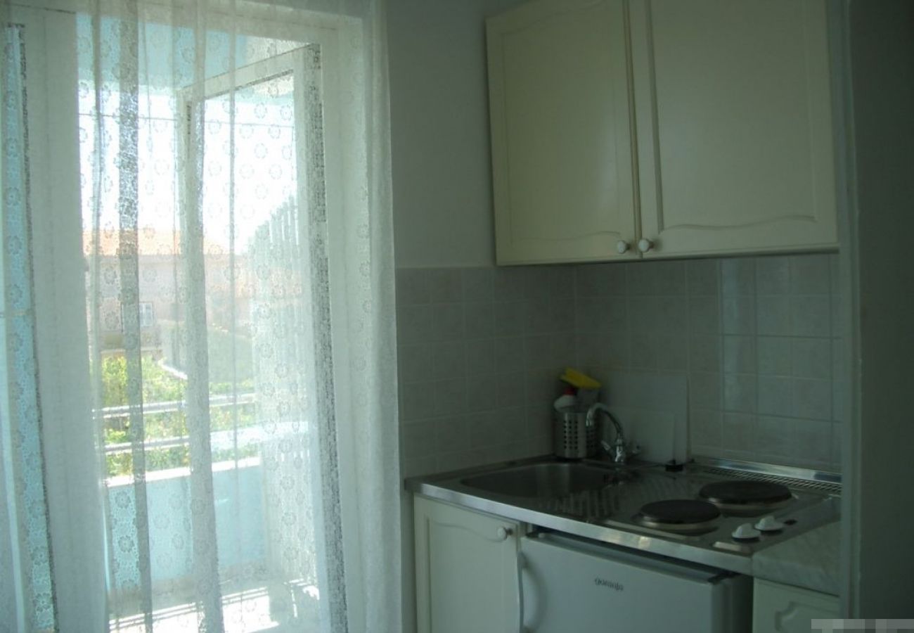 Appartement à Kukljica - Appartement dans Kukljica avec vue mer, terrasse, Climatisation, WIFI (4567-1)