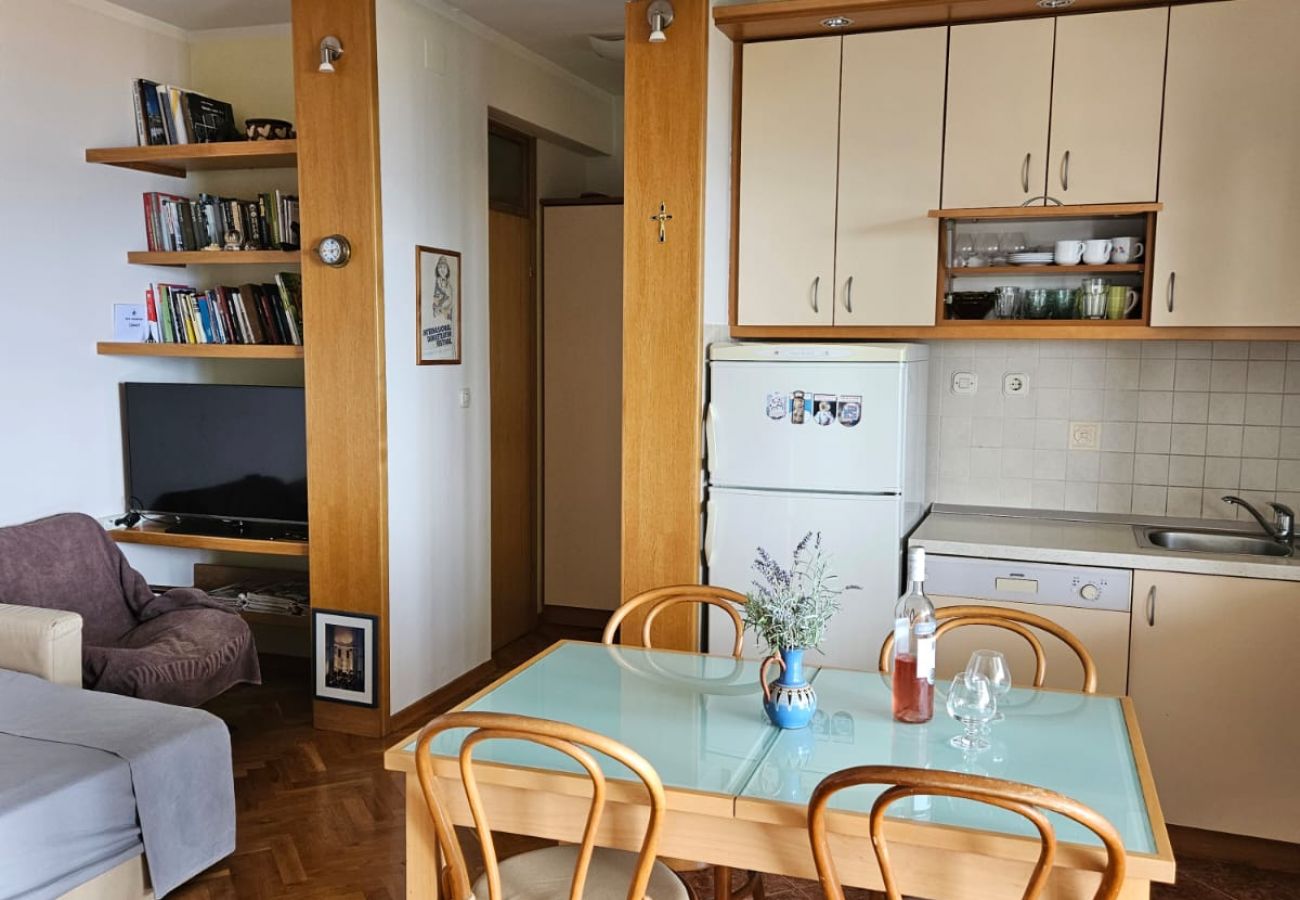 Appartement à Preko - Appartement dans Preko avec vue mer, terrasse, Climatisation, WIFI (4574-1)