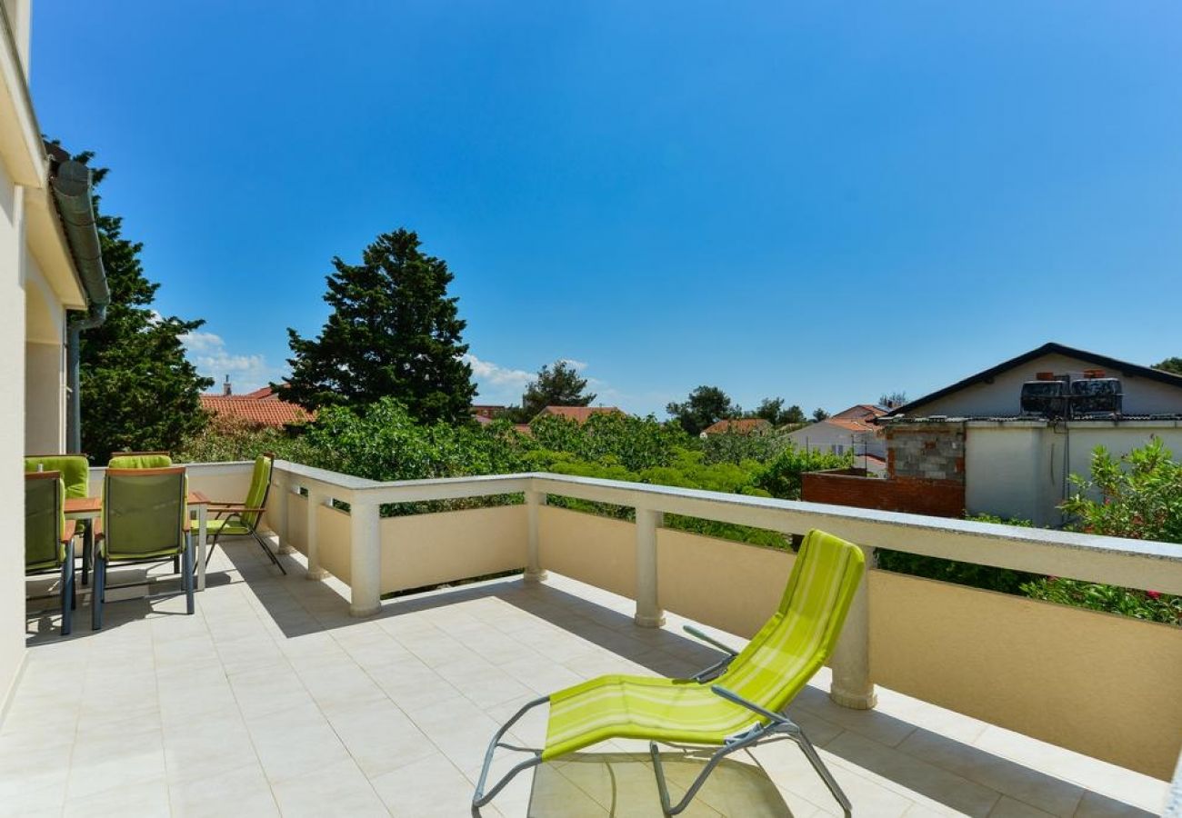 Appartement à Vir - Appartement dans Vir avec terrasse, Climatisation, WIFI, Lave-vaisselle (4589-1)