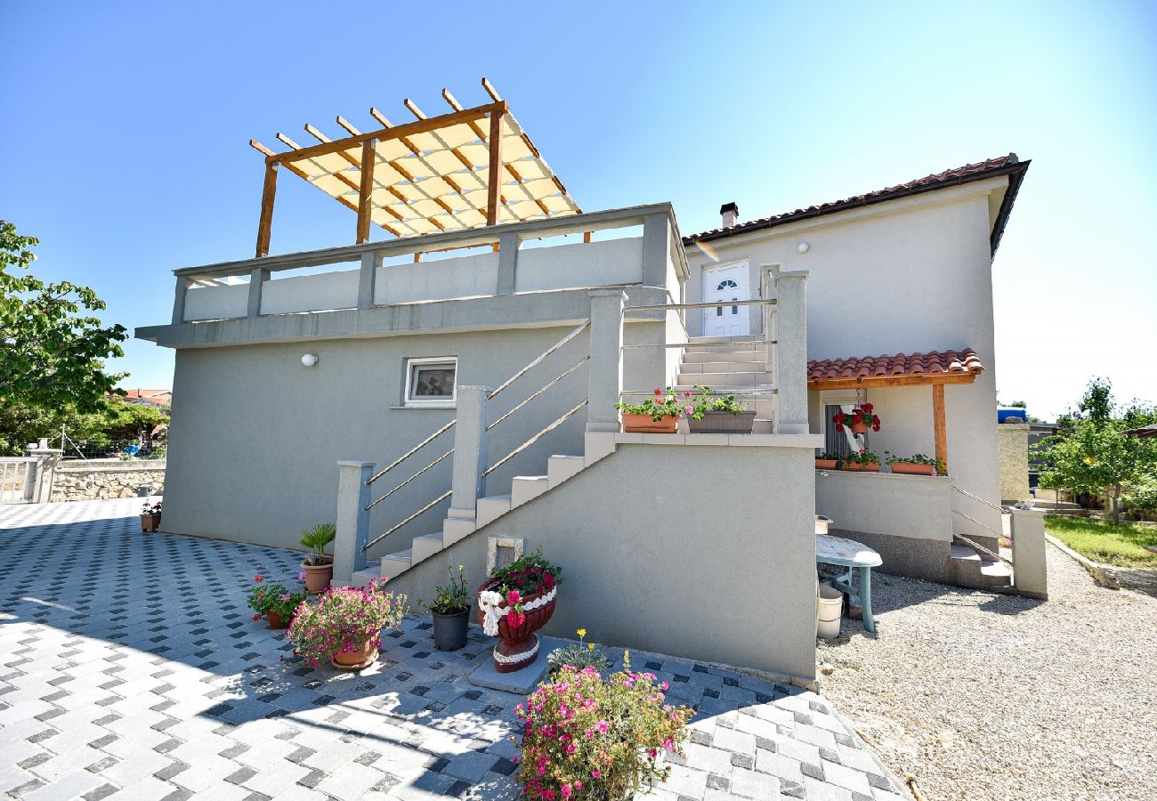 Appartement à Vir - Appartement dans Vir avec terrasse, Climatisation, WIFI (4592-1)