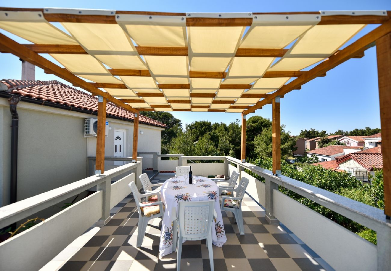 Appartement à Vir - Appartement dans Vir avec terrasse, Climatisation, WIFI (4592-1)