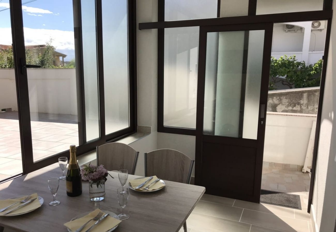 Appartement à Lopar - Appartement dans Lopar avec vue mer, terrasse, Climatisation, WIFI (4607-1)