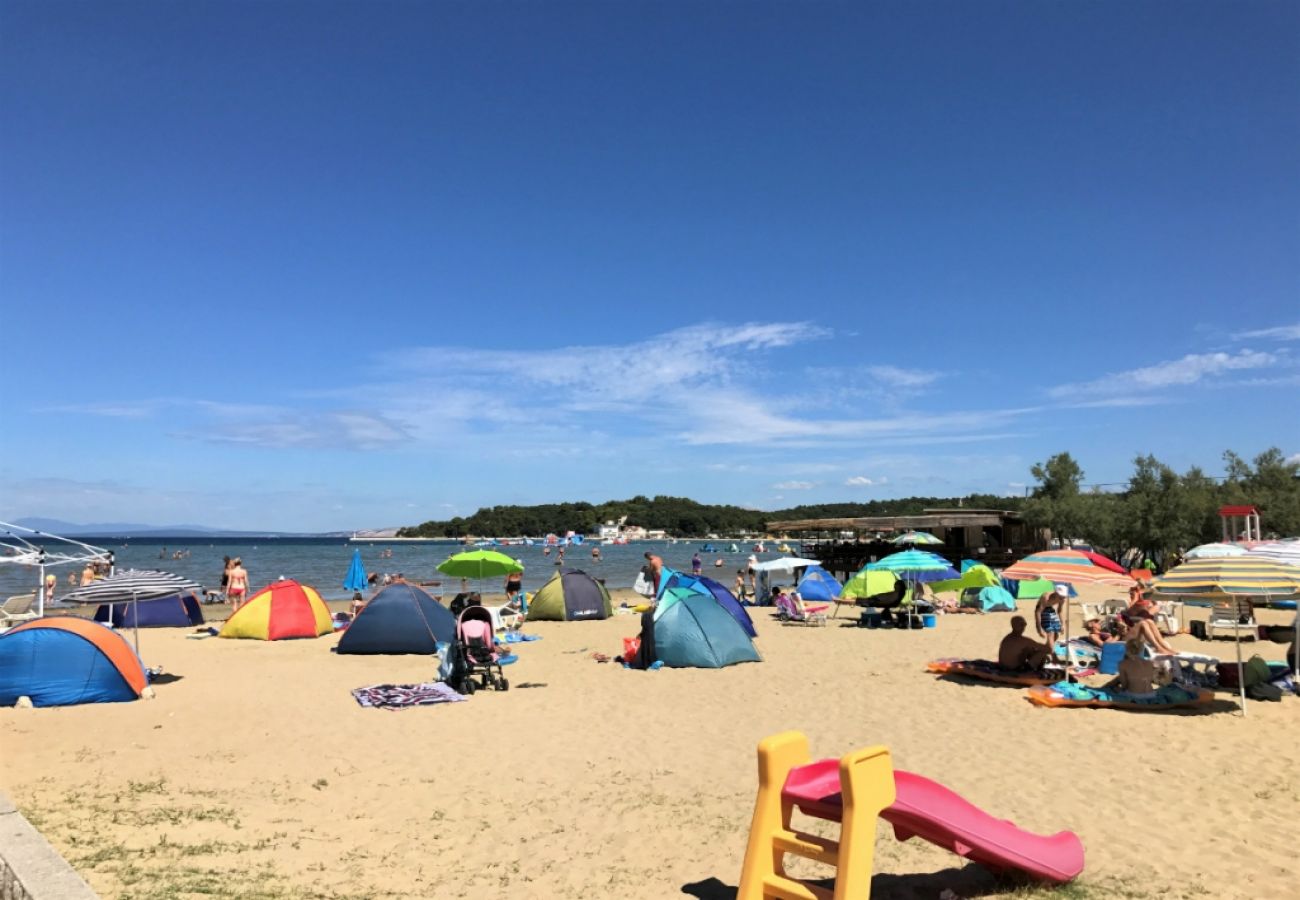 Appartement à Lopar - Appartement dans Lopar avec vue mer, Balcon, Climatisation, WIFI (4607-4)