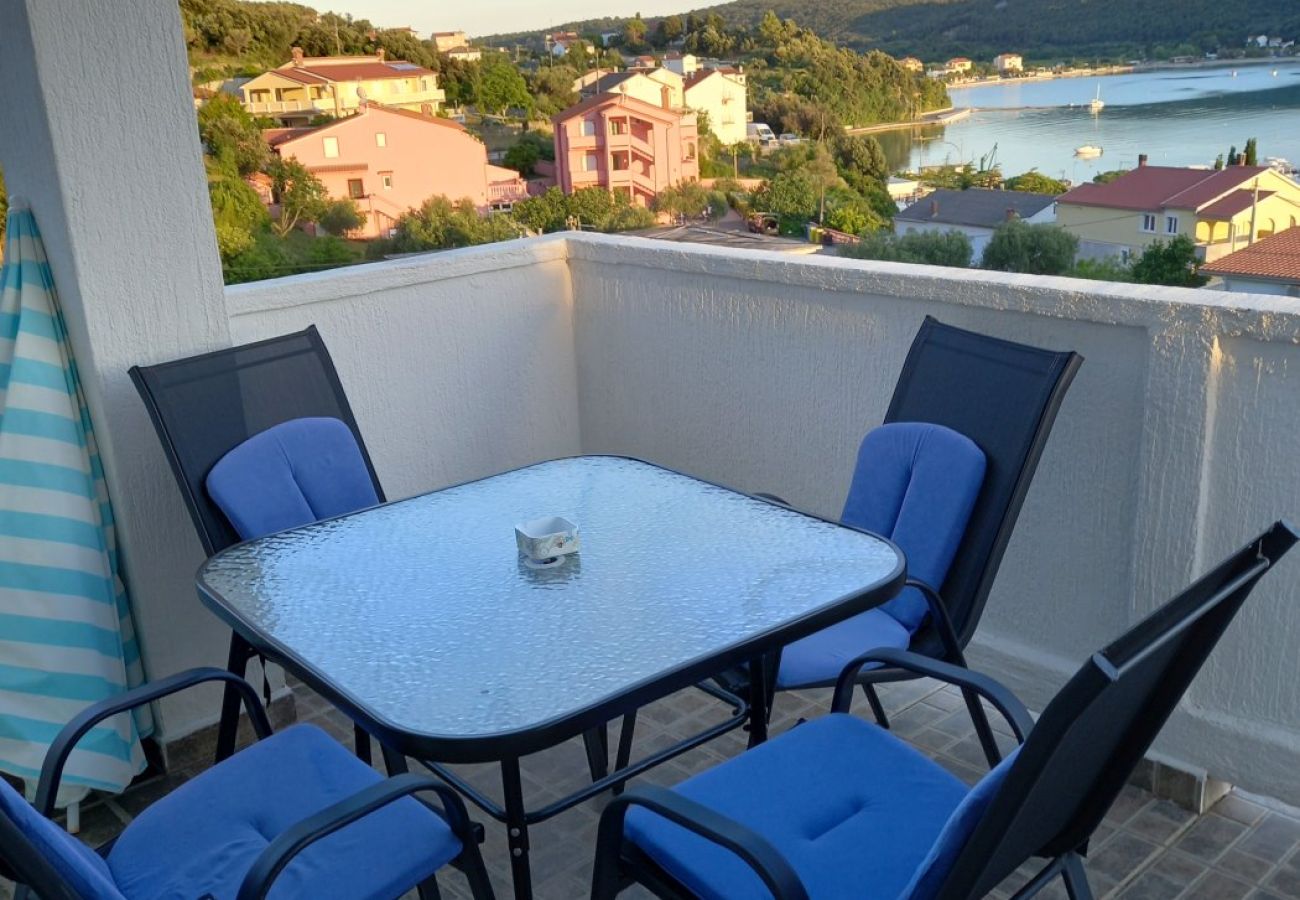 Appartement à Kampor - Appartement dans Kampor avec vue mer, terrasse, Climatisation, WIFI (4610-5)