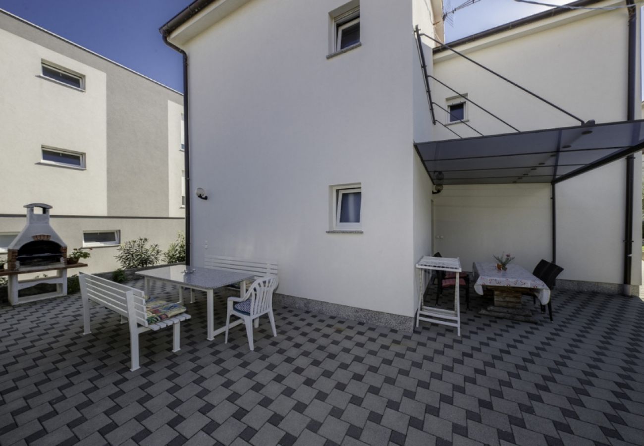 Appartement à Lopar - Appartement dans Lopar avec terrasse, Climatisation, WIFI, Lave-vaisselle (4612-1)