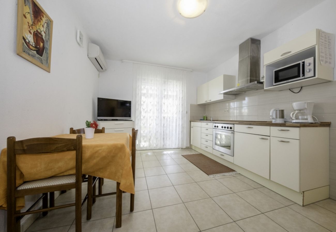 Appartement à Lopar - Appartement dans Lopar avec terrasse, Climatisation, WIFI (4612-3)