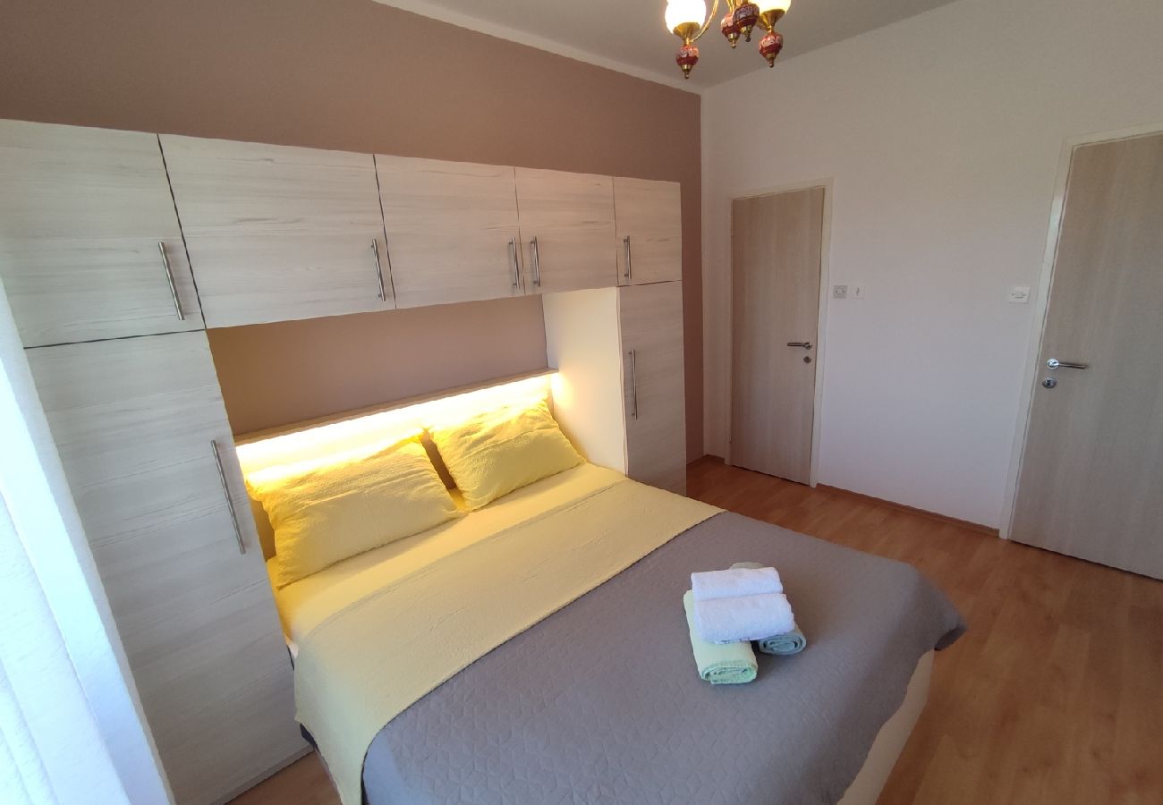 Appartement à Lopar - Appartement dans Lopar avec vue mer, terrasse, Climatisation, WIFI (4618-2)