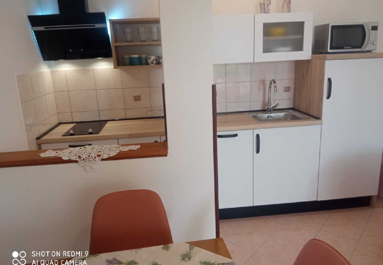 Appartement à Lopar - Appartement dans Lopar avec vue mer, terrasse, Climatisation, WIFI (4618-3)