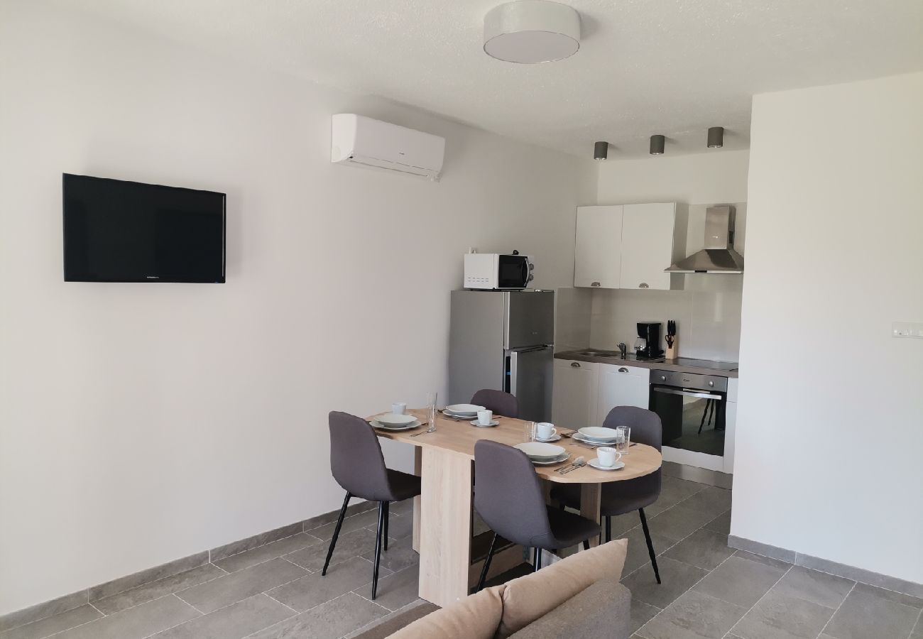 Appartement à Lopar - Appartement dans Lopar avec terrasse, Climatisation, WIFI (4620-1)