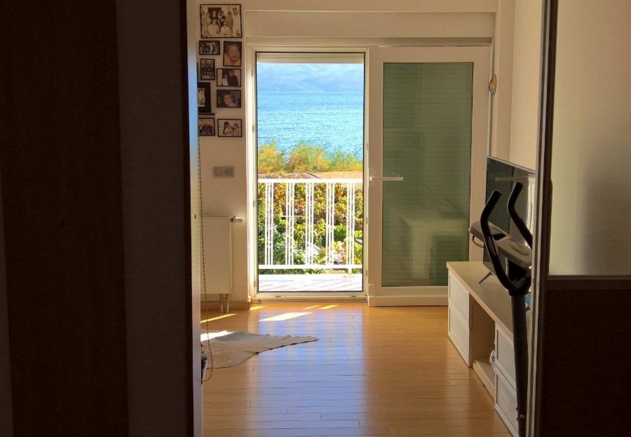 Appartement à Duce - Appartement dans Duće avec vue mer, Balcon, Climatisation, WIFI (3425-12)