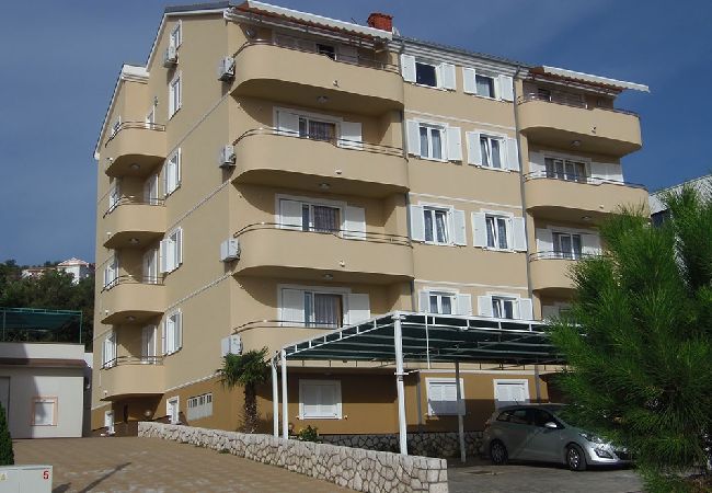 Appartement à Dramalj - Appartement dans Dramalj avec vue mer, Balcon, Climatisation, WIFI (4623-4) Appartement à Dramalj - Appartement dans Dramalj avec vue mer, Balcon, Climatisation, WIFI (4623-4)
