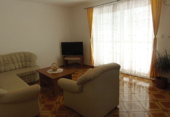 Appartement à Dramalj - Appartement dans Dramalj avec vue mer, Balcon, Climatisation, WIFI (4623-5) Appartement à Dramalj - Appartement dans Dramalj avec vue mer, Balcon, Climatisation, WIFI (4623-5)