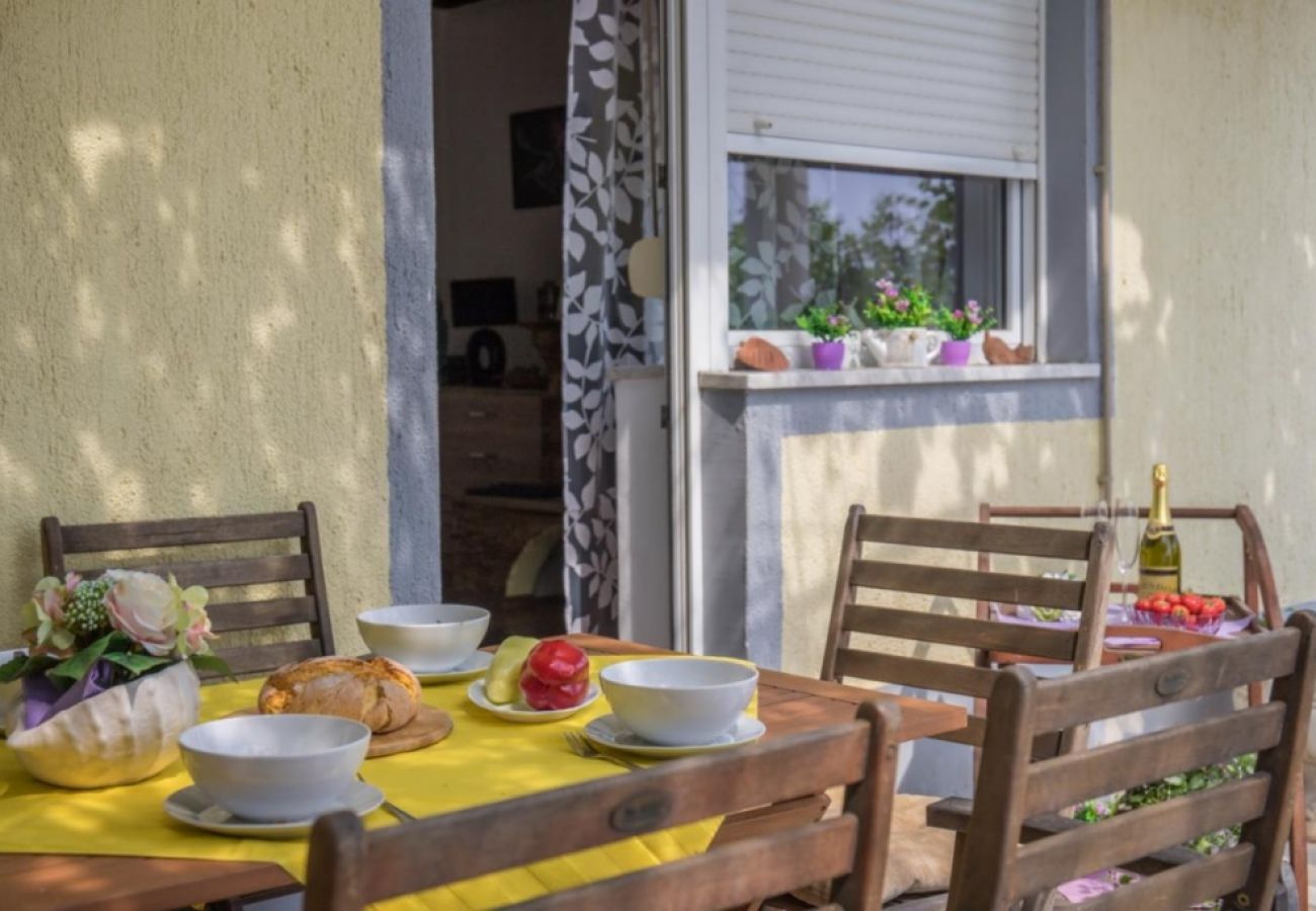 Appartement à Crikvenica - Appartement dans Crikvenica avec vue mer, terrasse, Climatisation, WIFI (4628-4)