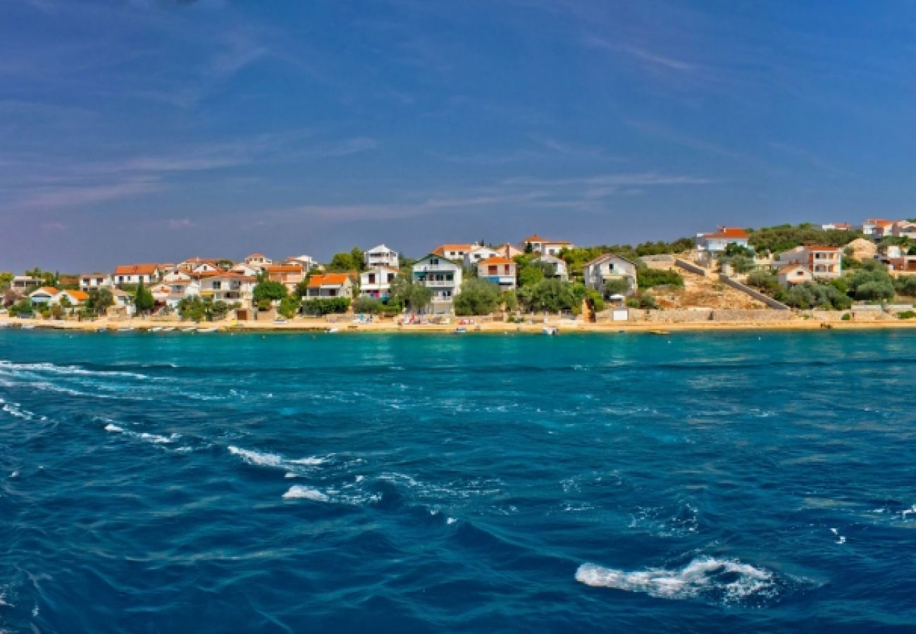 Maison à Ždrelac - Maison de vacances dans Ždrelac avec vue mer, terrasse, Climatisation, WIFI (4652-1)