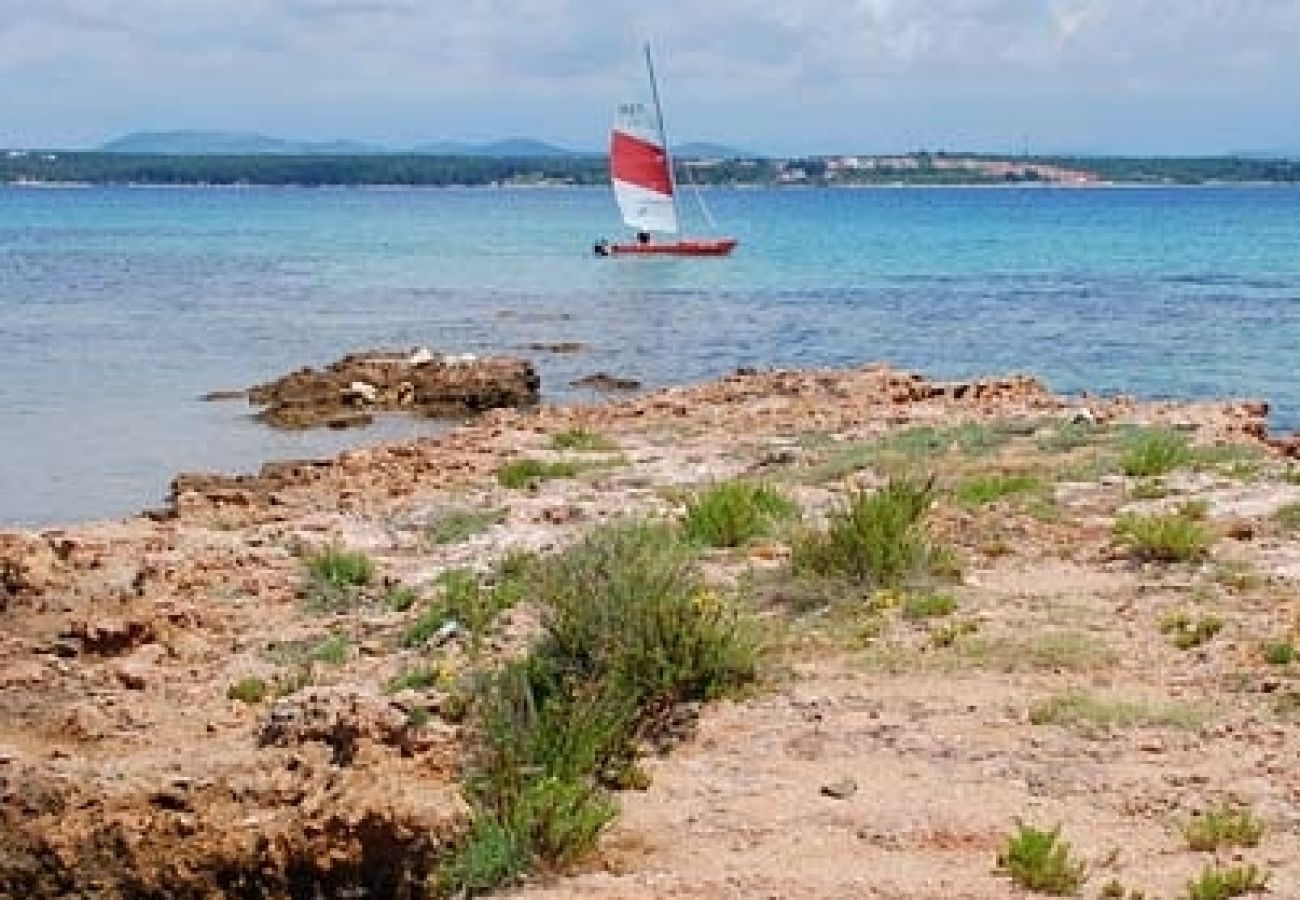 Appartement à Nevidane - Appartement dans Neviđane avec vue mer, terrasse, Climatisation, WIFI (4663-1)