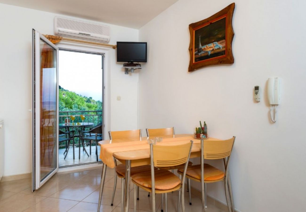 Appartement à Bol - Appartement dans Bol avec vue mer, Balcon, Climatisation, WIFI (5217-9)