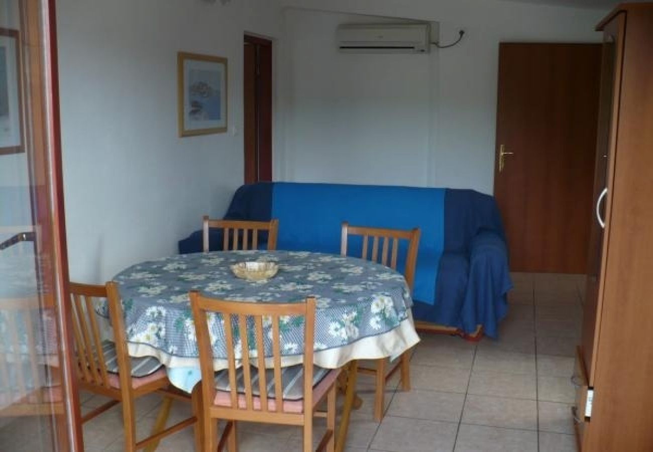 Appartement à Nevidane - Appartement dans Neviđane avec vue mer, Balcon, Climatisation, WIFI (4663-4)