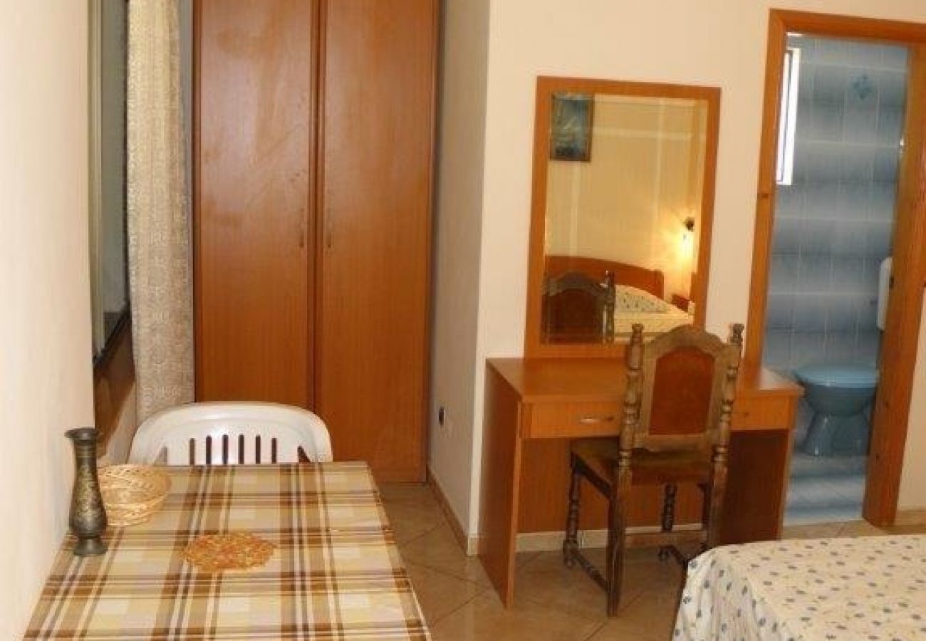 Appartement à Orebic - Appartement dans Orebić avec vue mer, terrasse, Climatisation, WIFI (4669-2)